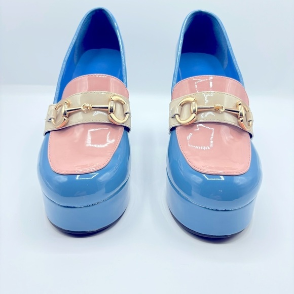 Platform Heels Powder Blue and Pink Pump Gold Chain
Size 7 1/2 - Picture 6 of 10